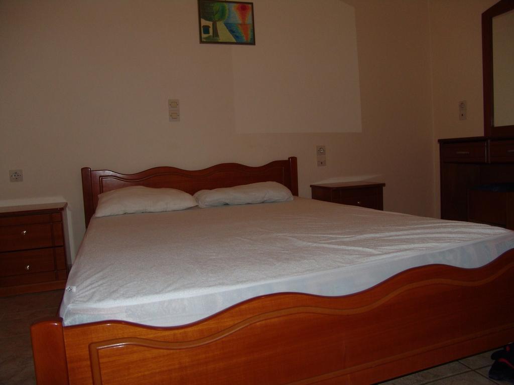 Alkionis Pool View Apartments Лефкада Стая снимка