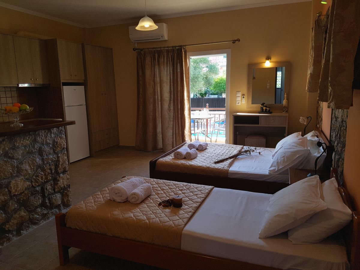 Alkionis Pool View Apartments Лефкада Екстериор снимка